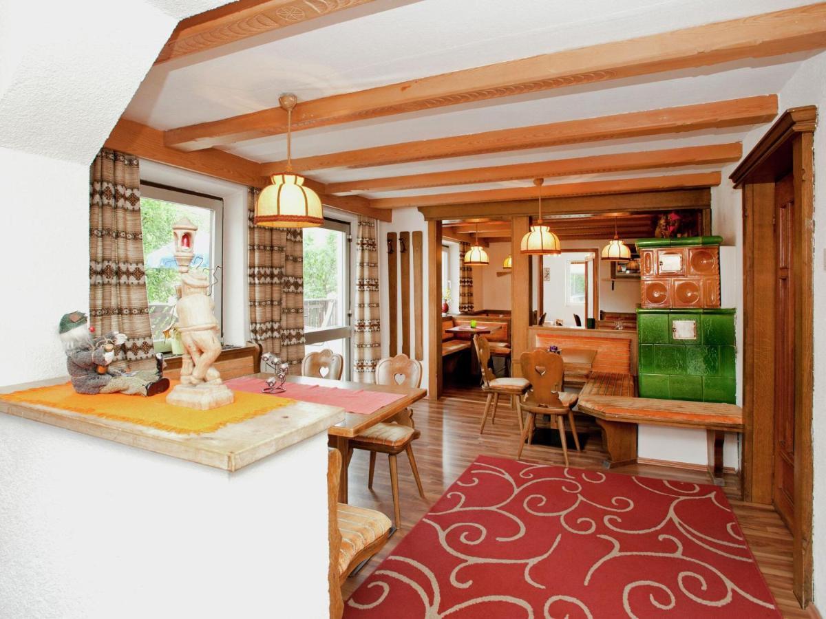 Spacious Holiday Home In Wenns Near Ski Area Ngoại thất bức ảnh